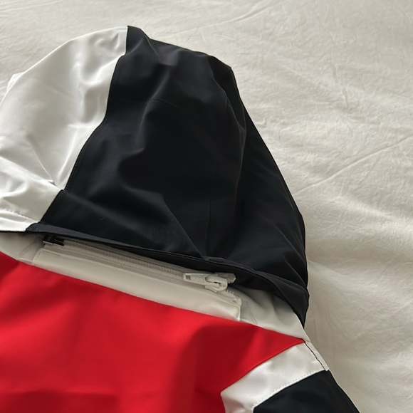 Boys Spyder Ski Jacket - Picture 3 of 7